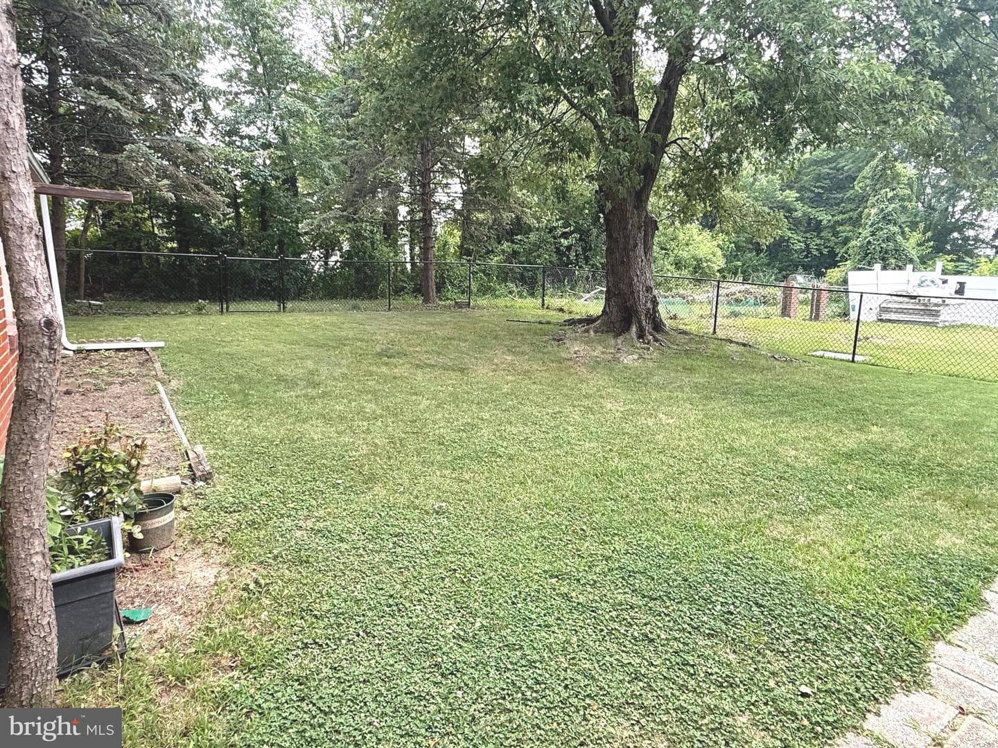 7915 Rolling View Avenue photo 69