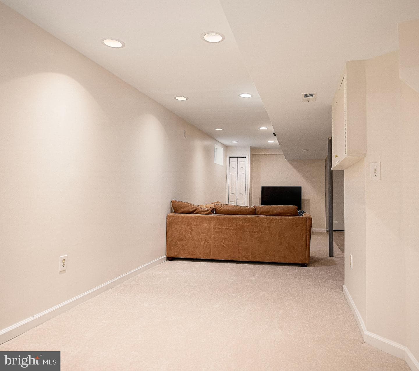 7809 Reston Lane photo 38