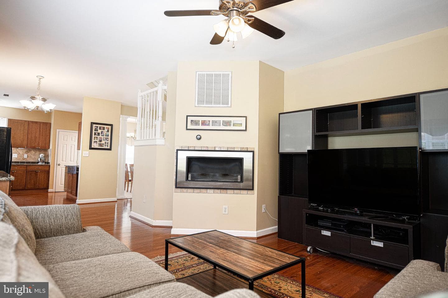 7809 Reston Lane photo 9