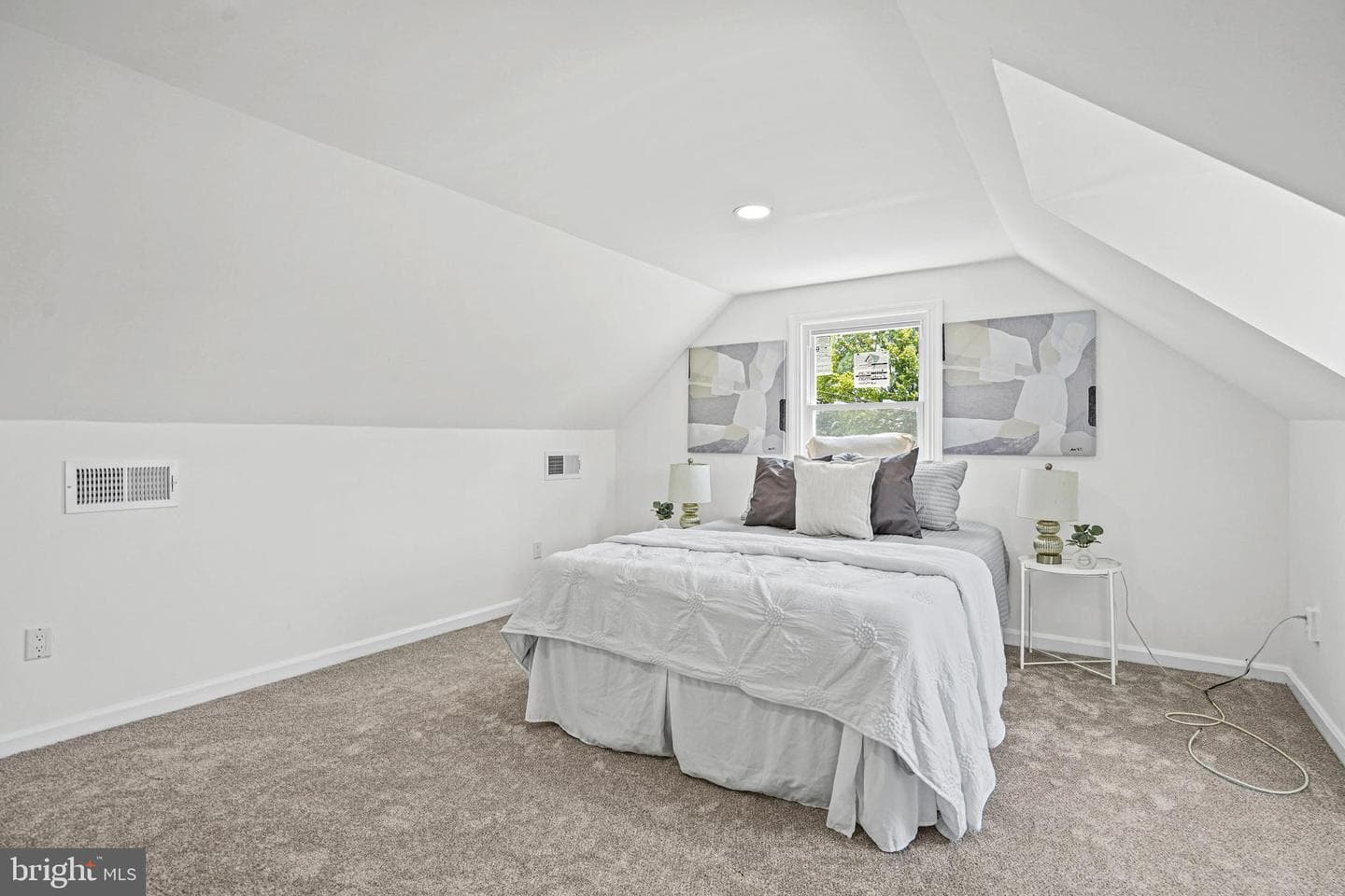 8226 Watersedge Road photo 17