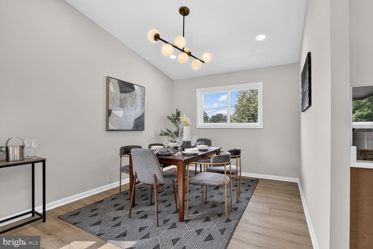 4774 Byron Road photo 4