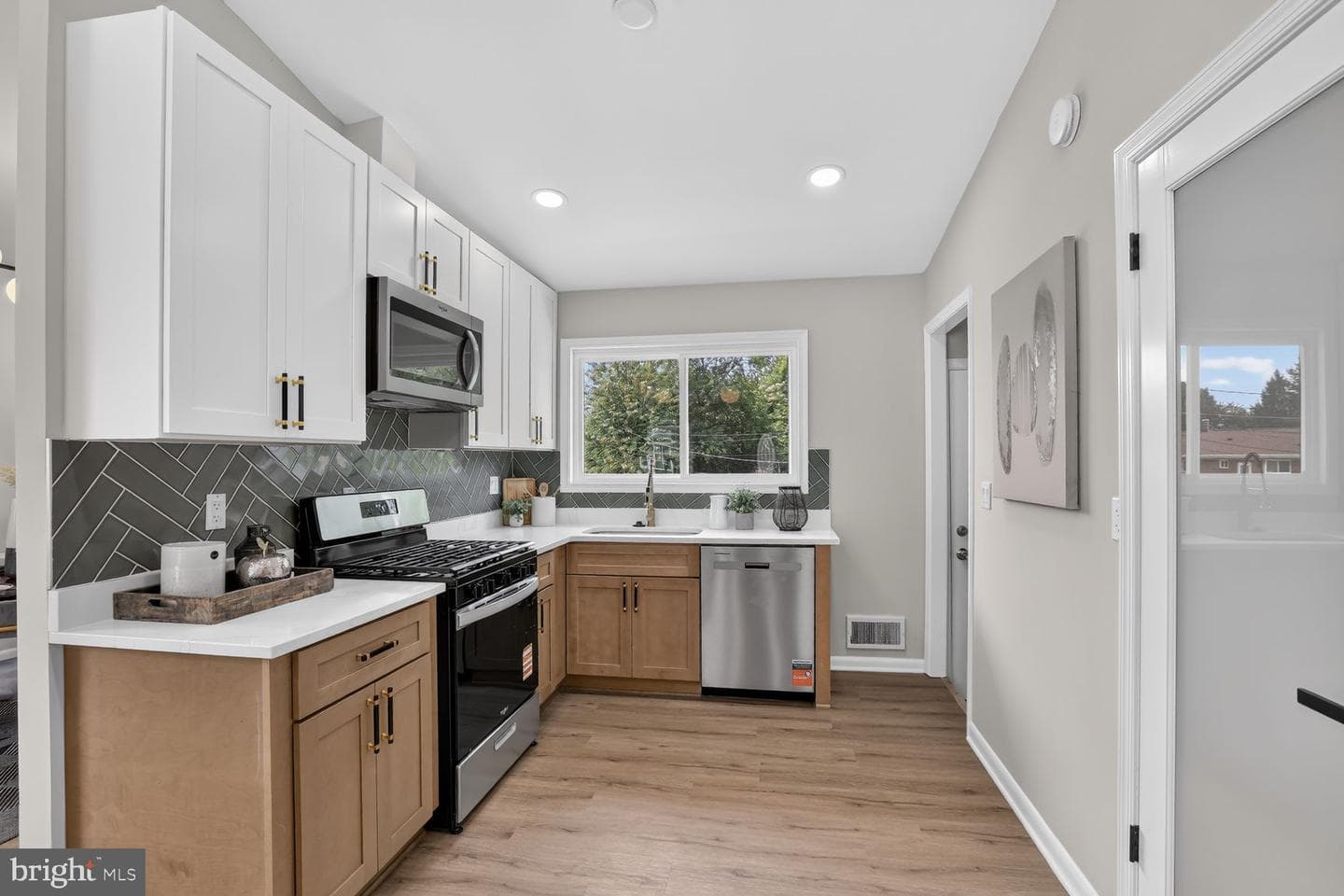 4774 Byron Road photo 8