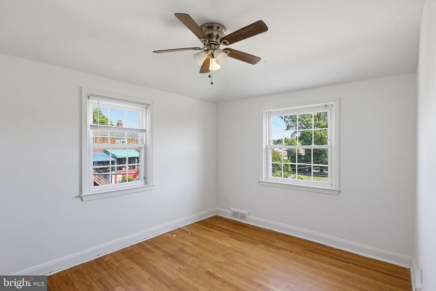 1744 Joan Avenue photo 17