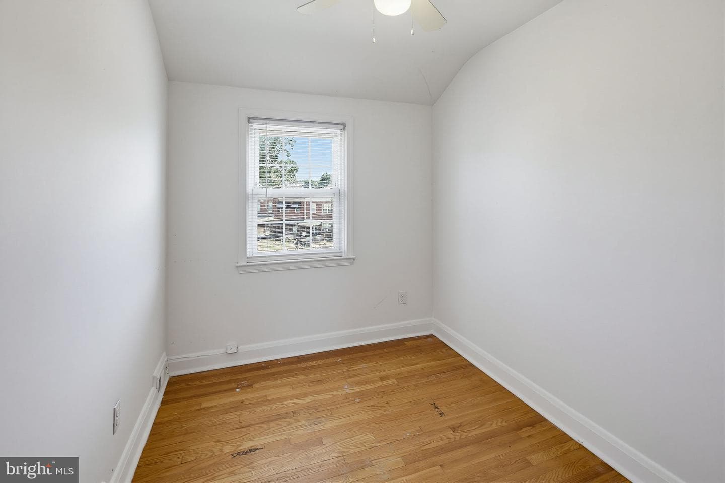 1744 Joan Avenue photo 19