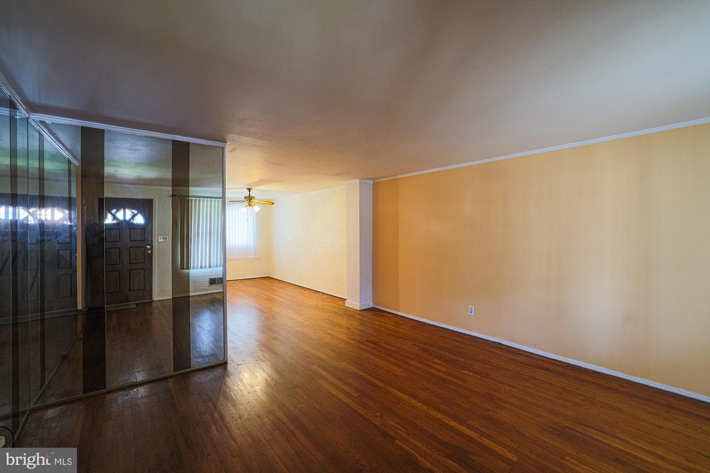 1021 Foxchase Lane photo 10