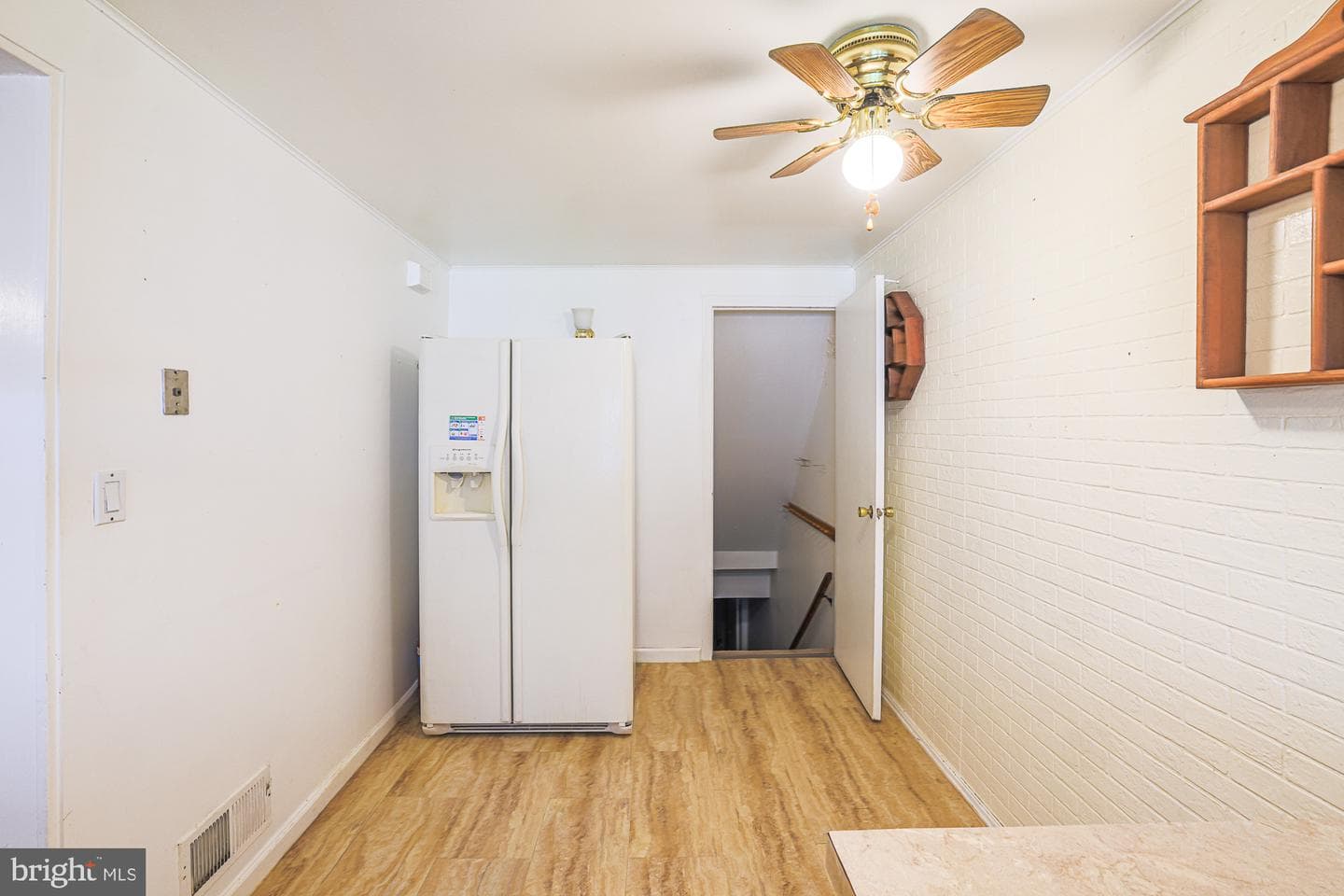 1021 Foxchase Lane photo 21