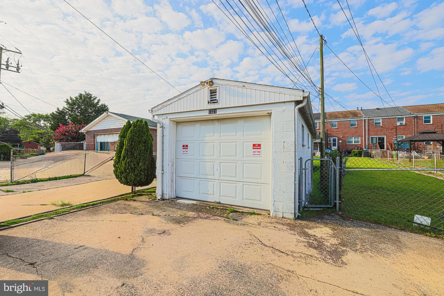 1021 Foxchase Lane photo 40