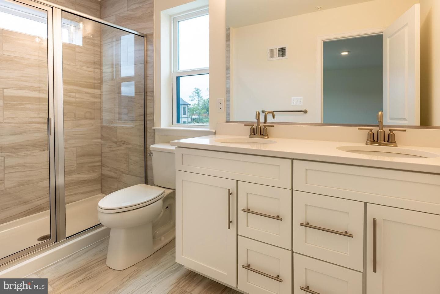 1823 Constellation Drive photo 12
