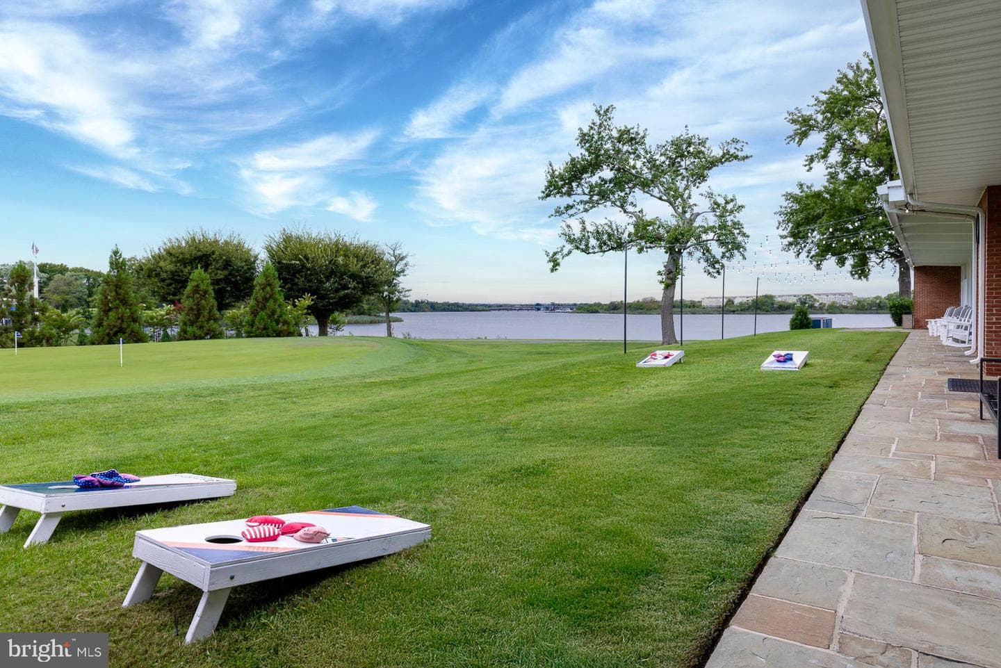 1823 Constellation Drive photo 24