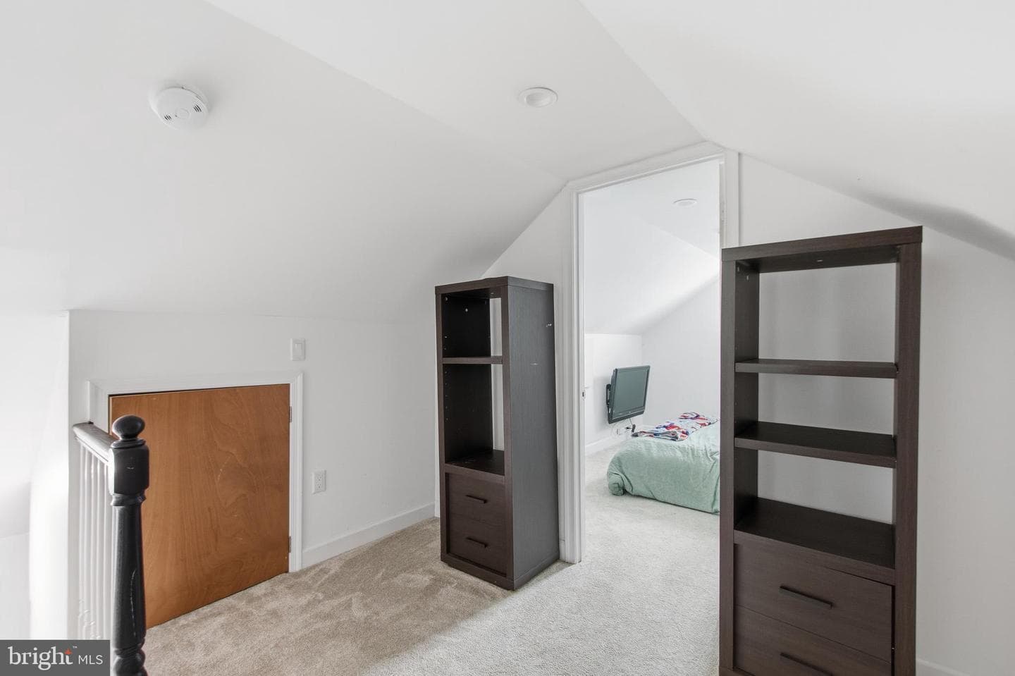 1742 Leslie Road photo 21