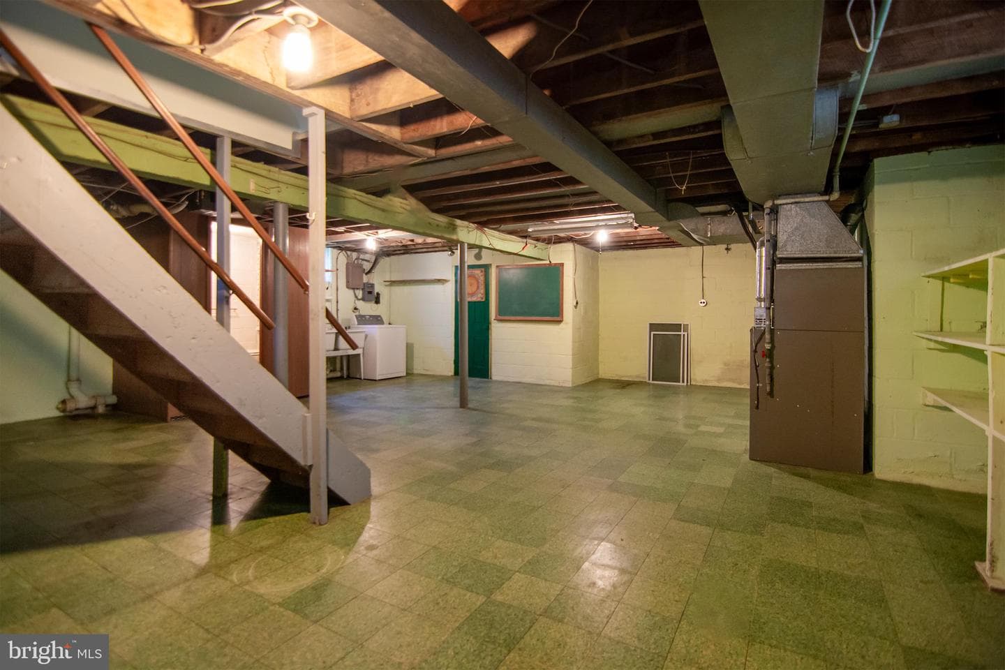 2812 Jomat Avenue photo 39