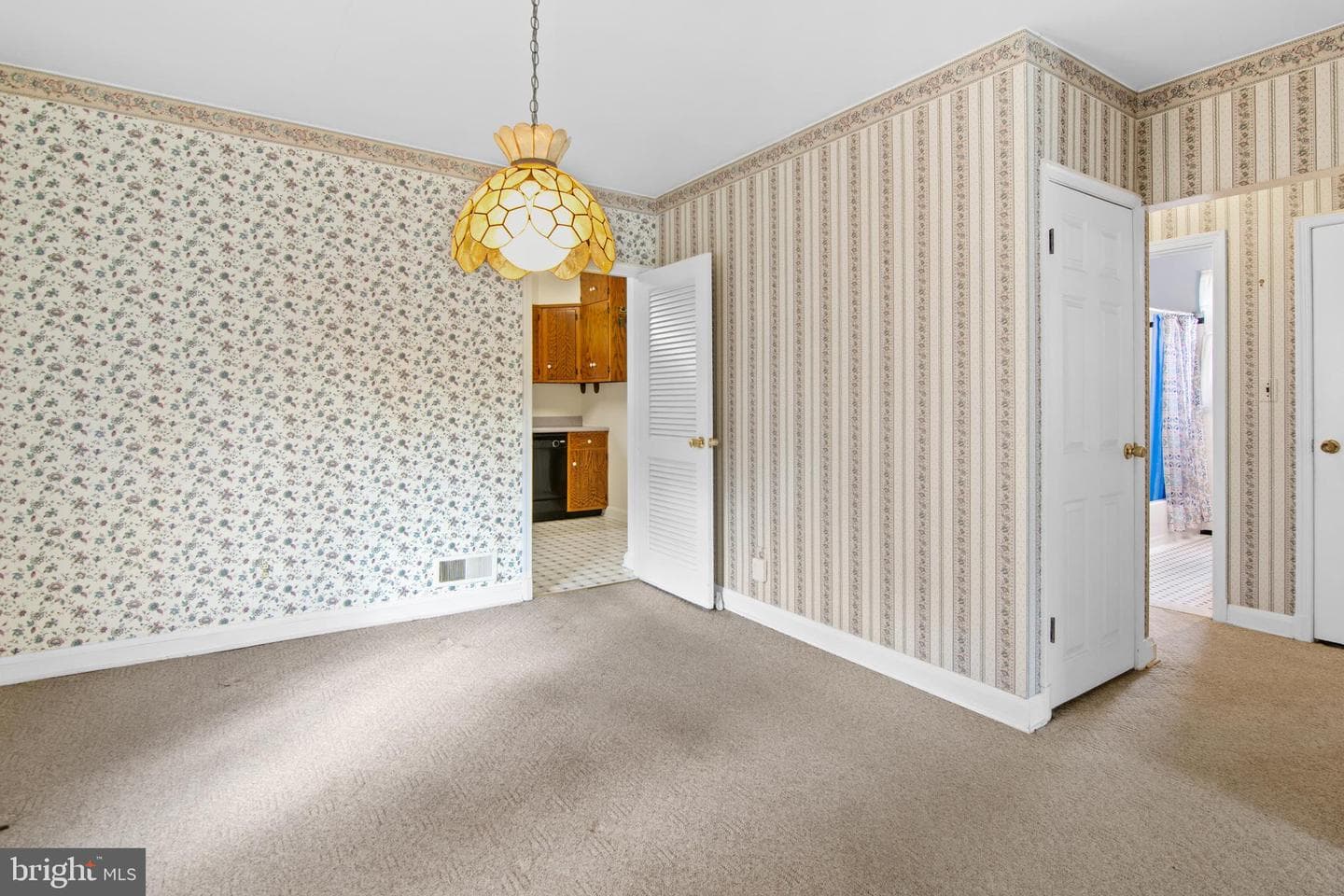2812 Jomat Avenue photo 8