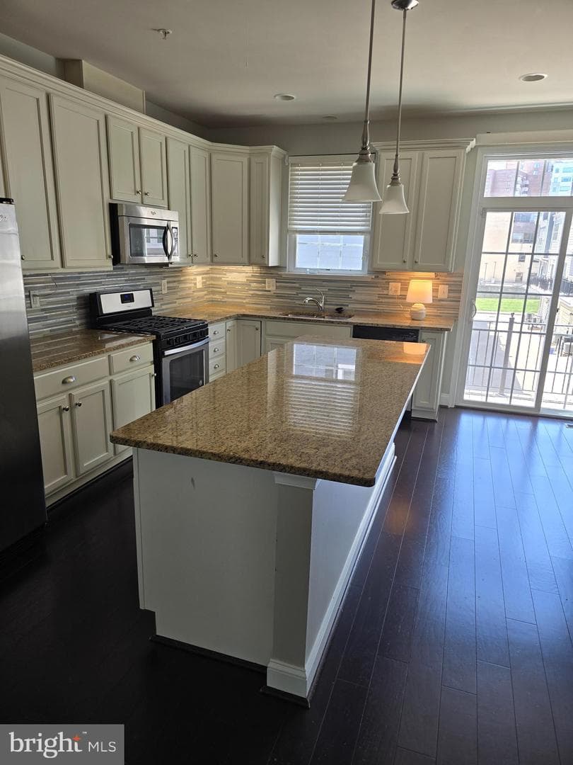 35 Meridian Lane, Towson