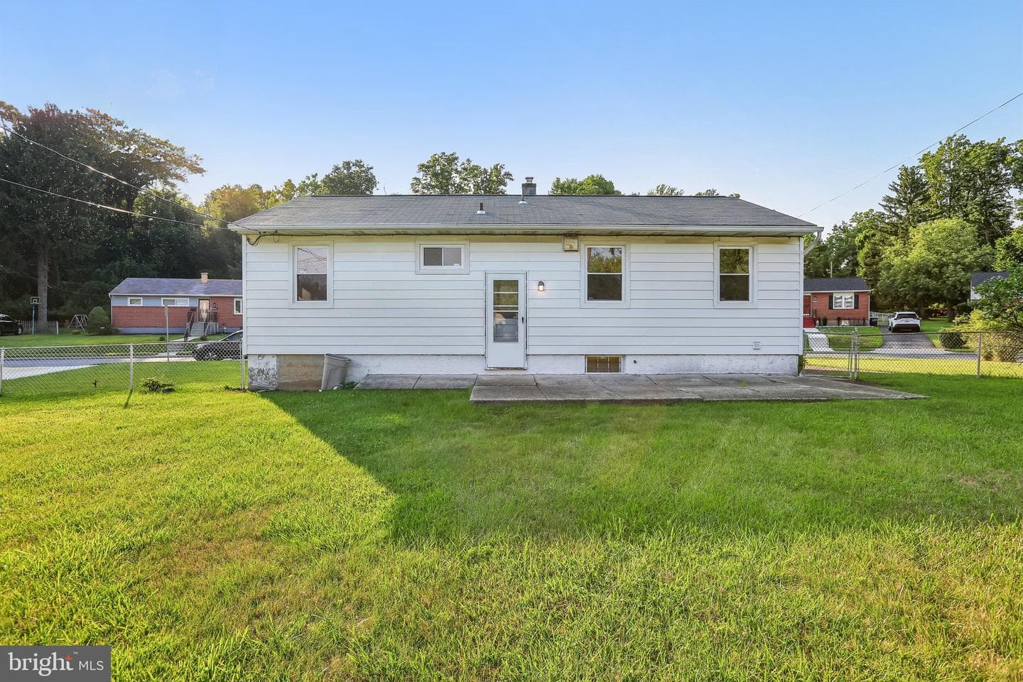 6824 Parsons Avenue photo 28
