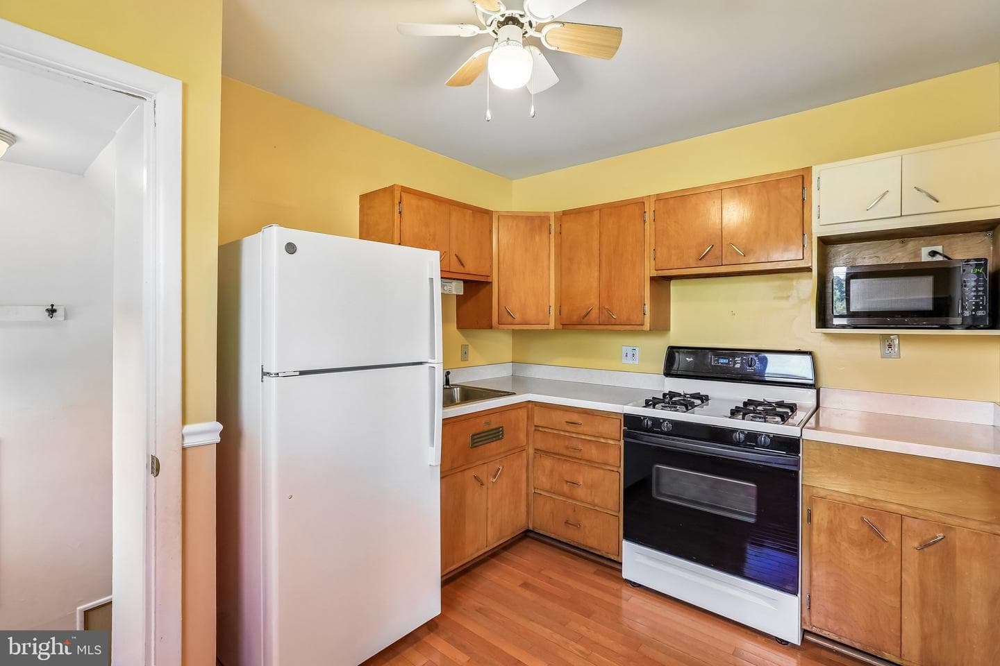 6824 Parsons Avenue photo 7