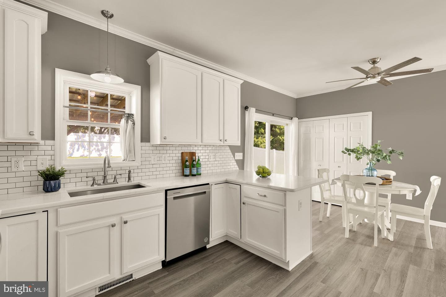 1831 Clarke Boulevard photo 16