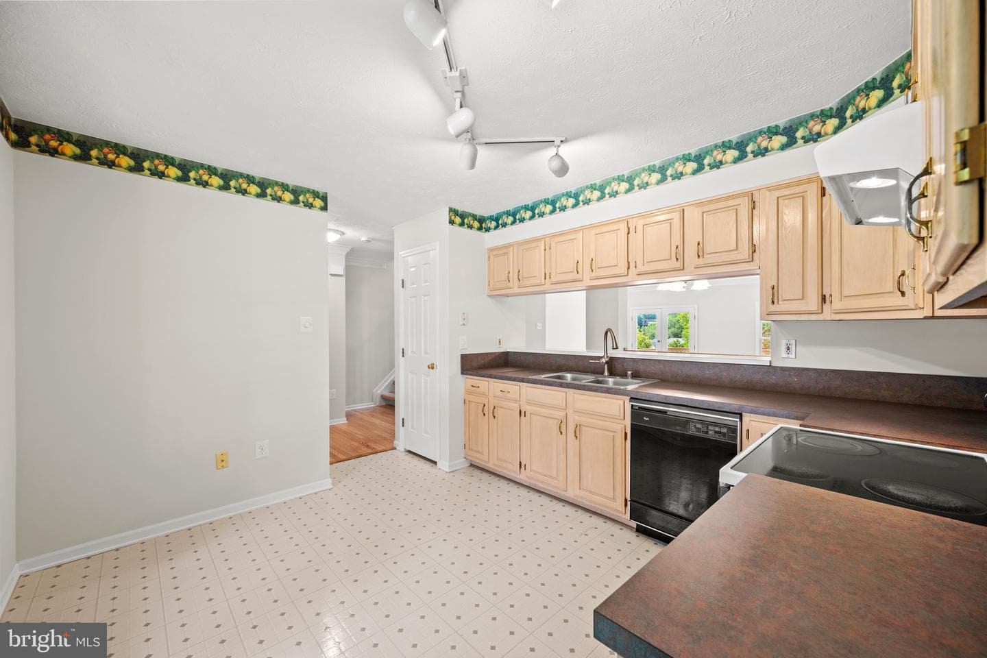 2724 Quarry Heights Way photo 9