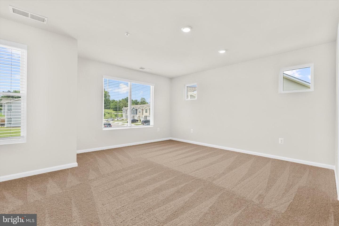 8129 Bartholomew Court photo 14