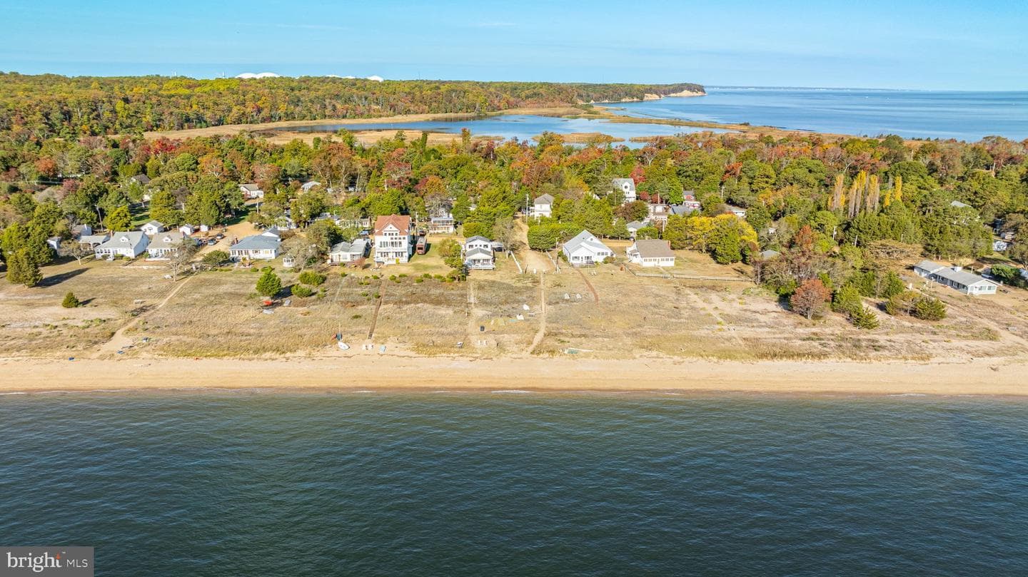 3096 Calvert Boulevard, Lusby