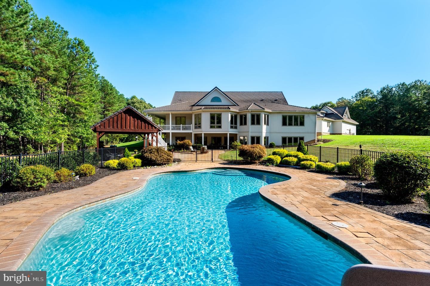 6675 Marshall Road photo 3