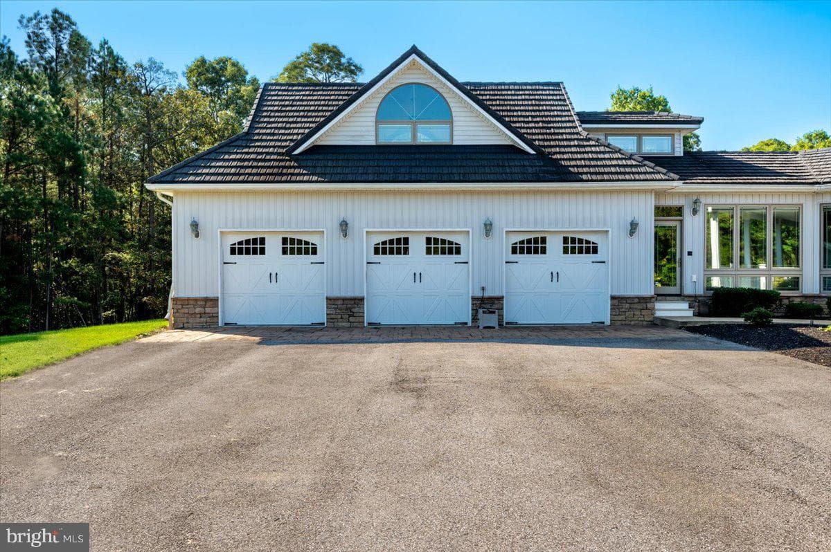 6675 Marshall Road photo 56