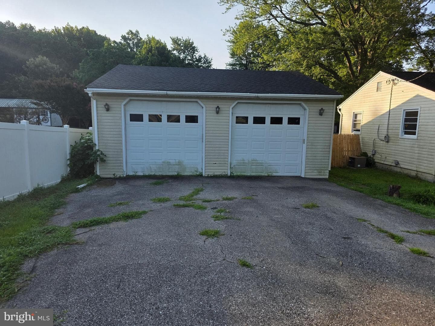 2590 Hallowing Point Road photo 10