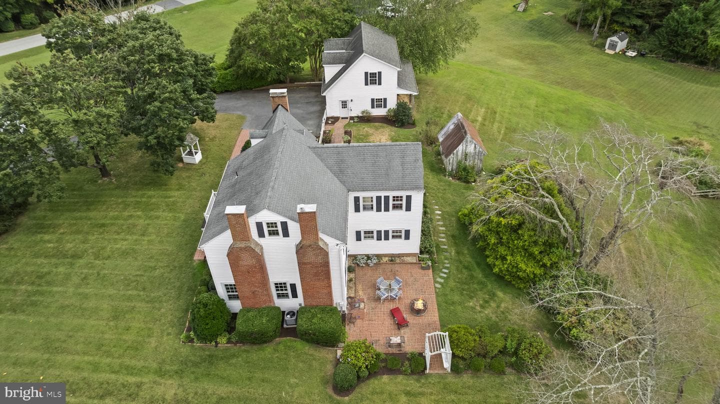 525 Small Reward Rd, Huntingtown
