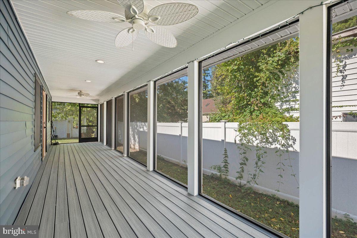 206 Point Lane photo 18