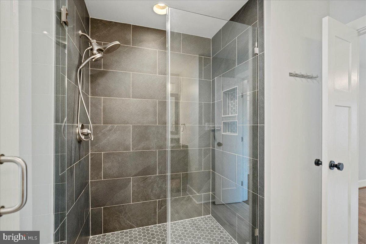 206 Point Lane photo 25