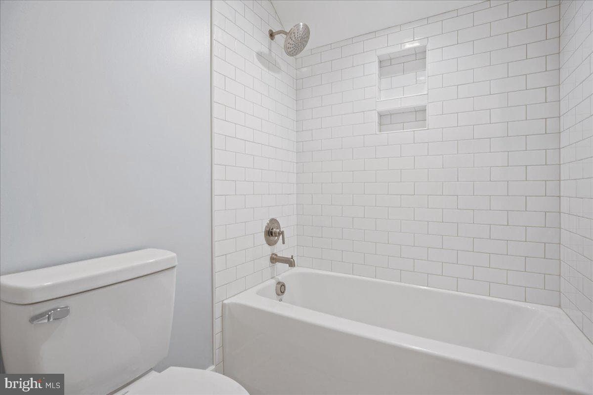 206 Point Lane photo 35