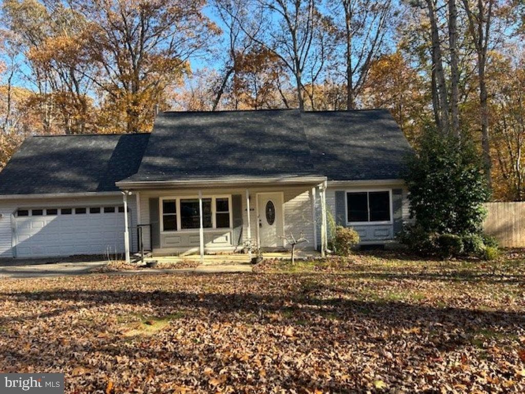 4450 Lancaster Drive photo 2