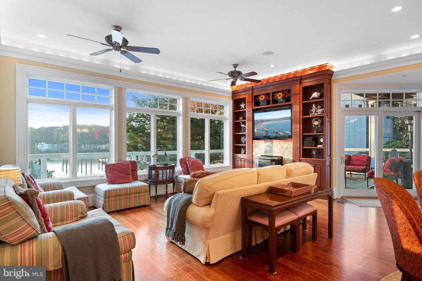 206 Harbor Dr photo 14