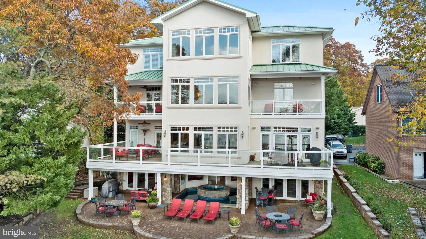 206 Harbor Dr photo 96
