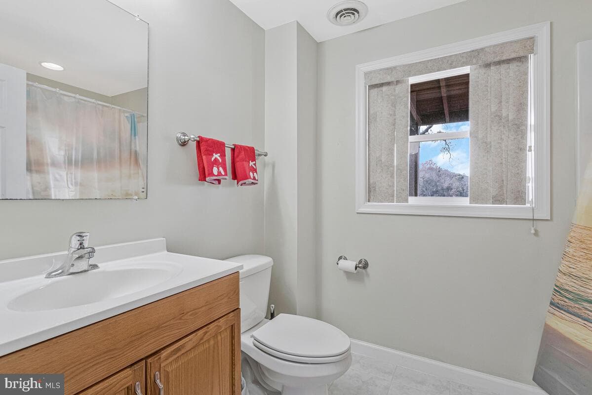 3925 Shamrock Court photo 40