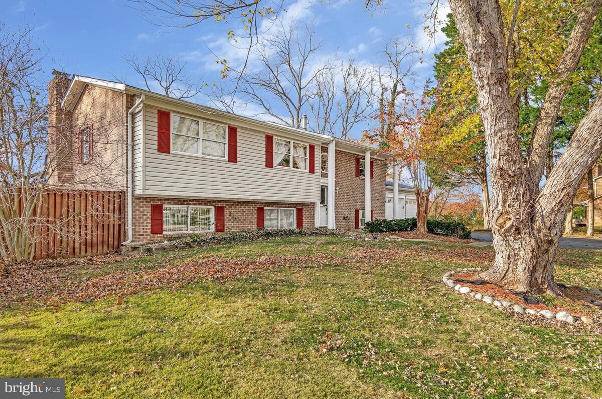 3925 Shamrock Court photo 6