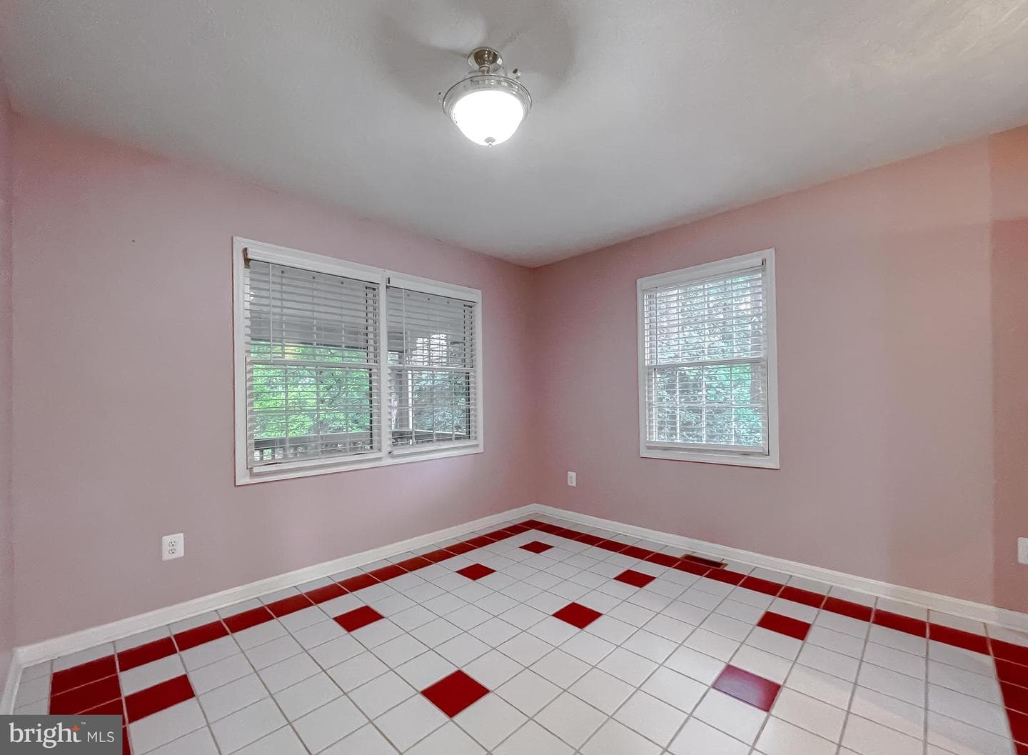5862 Magnolia Circle photo 36