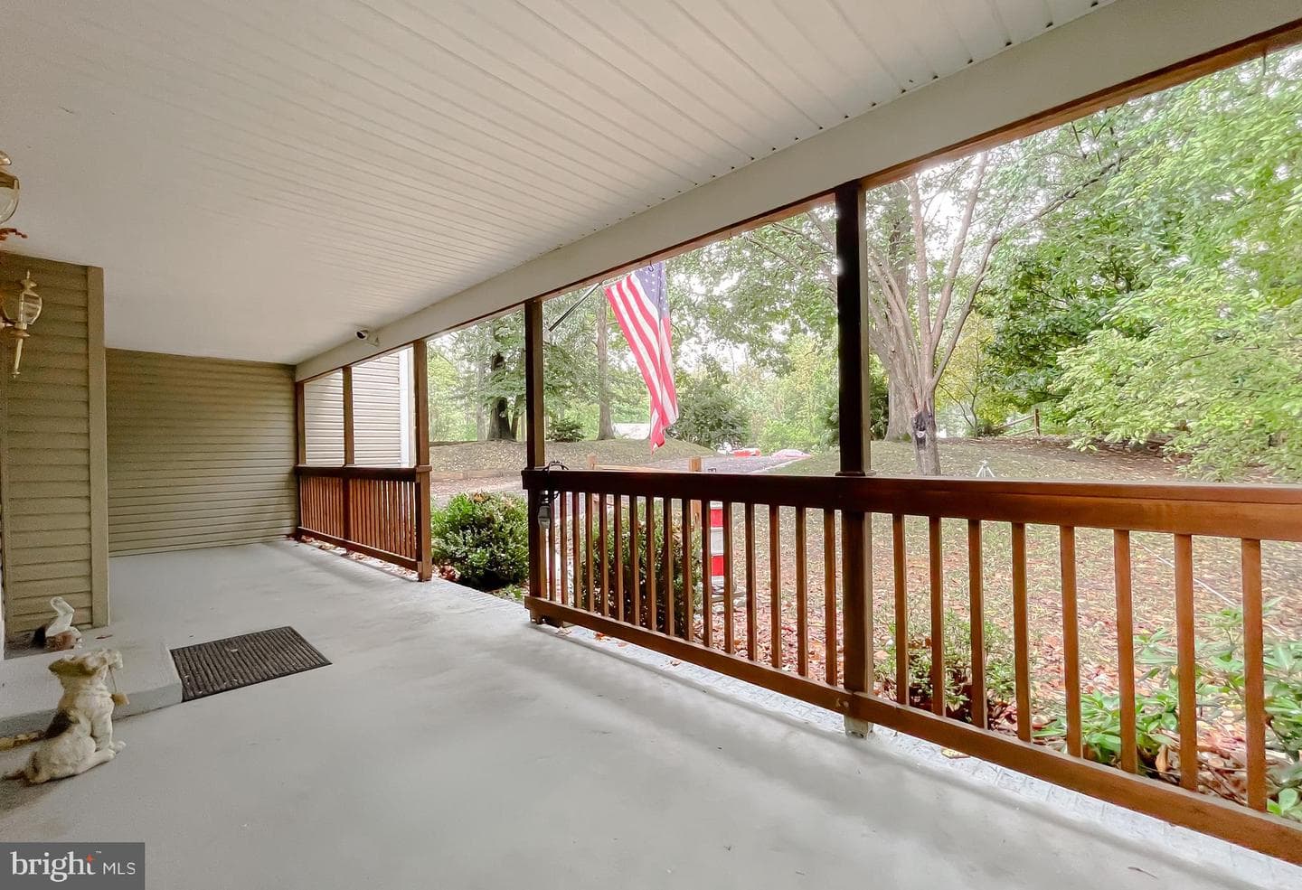 5862 Magnolia Circle photo 4