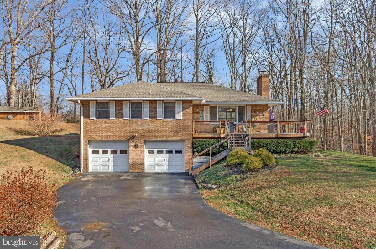 1921 Haven Lane photo 3
