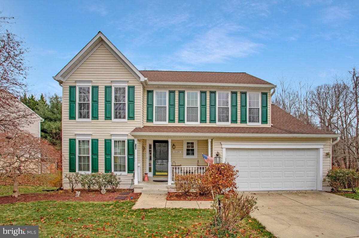 2425 Woodland Court