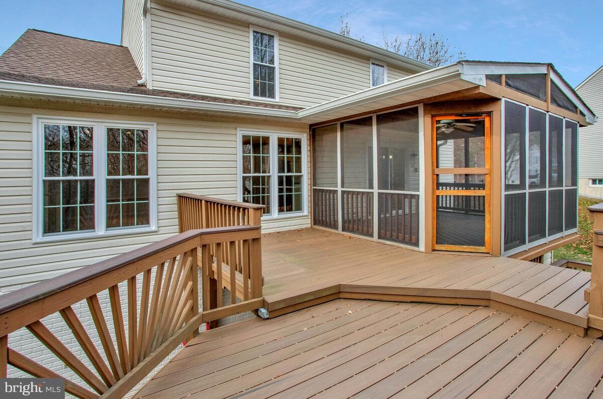 2425 Woodland Court photo 30