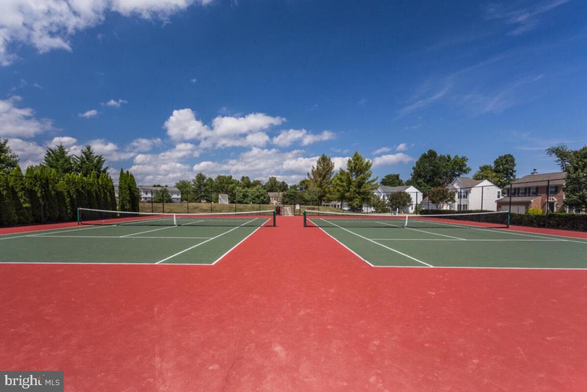 2425 Woodland Court photo 46