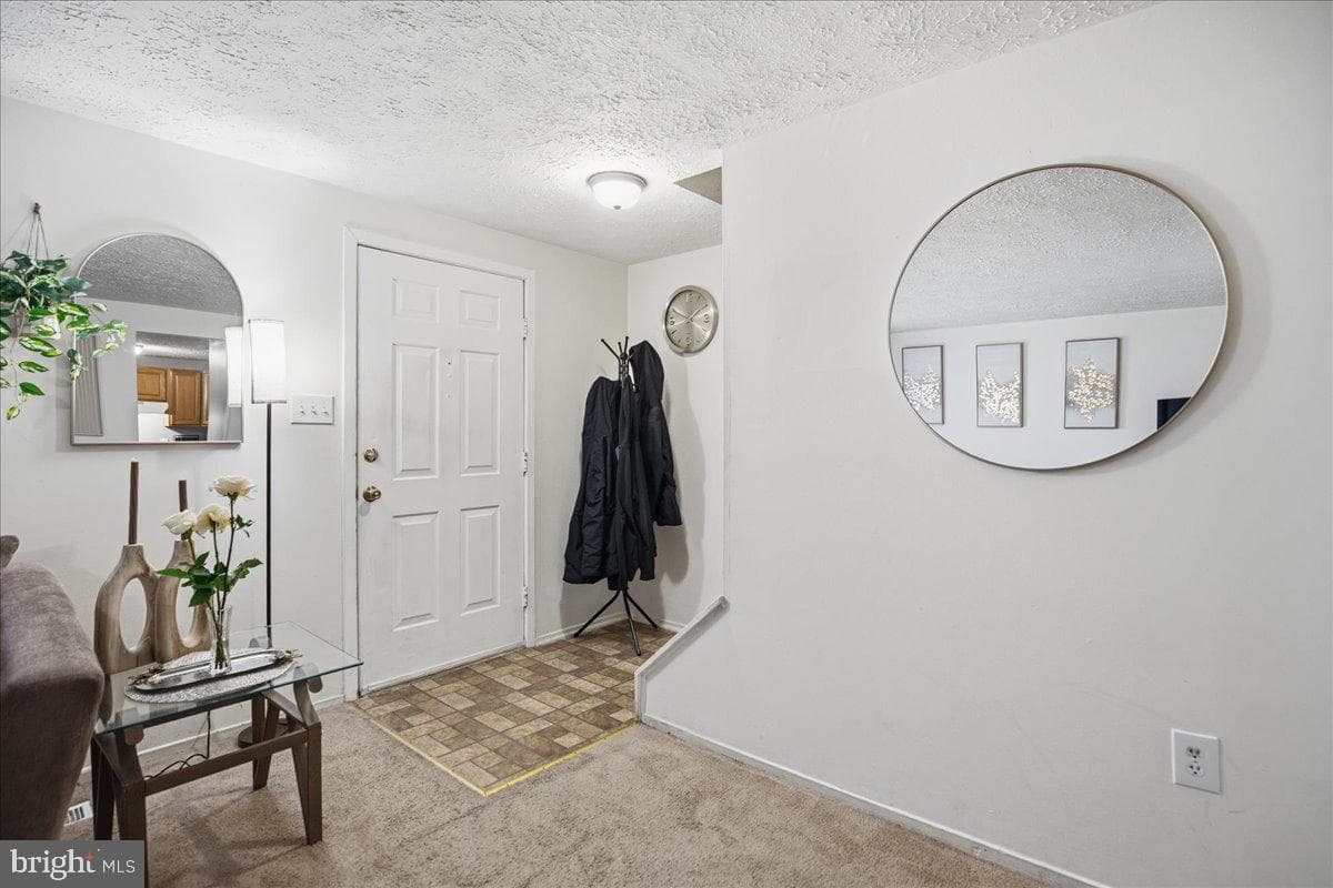 801 Calvert Towne Drive photo 9