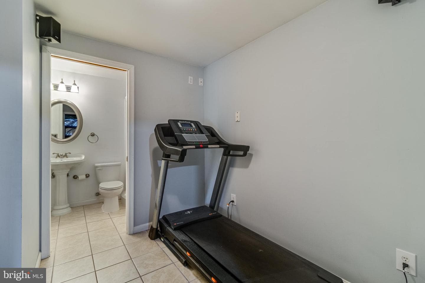 933 Morello Way photo 46