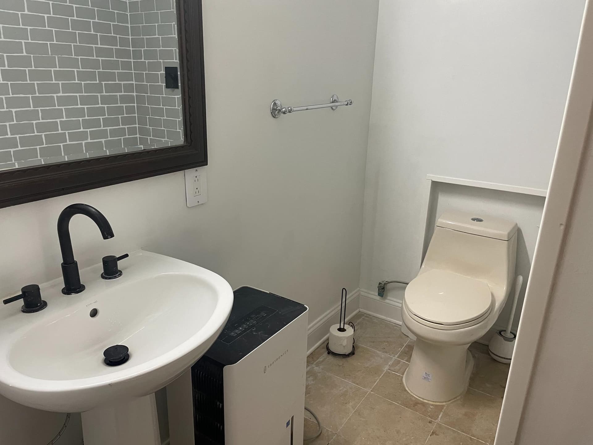 8480 Chesley Drive photo 31