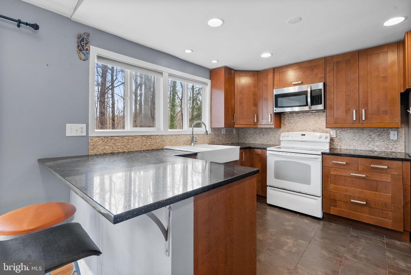 4115 Cassell Boulevard photo 10