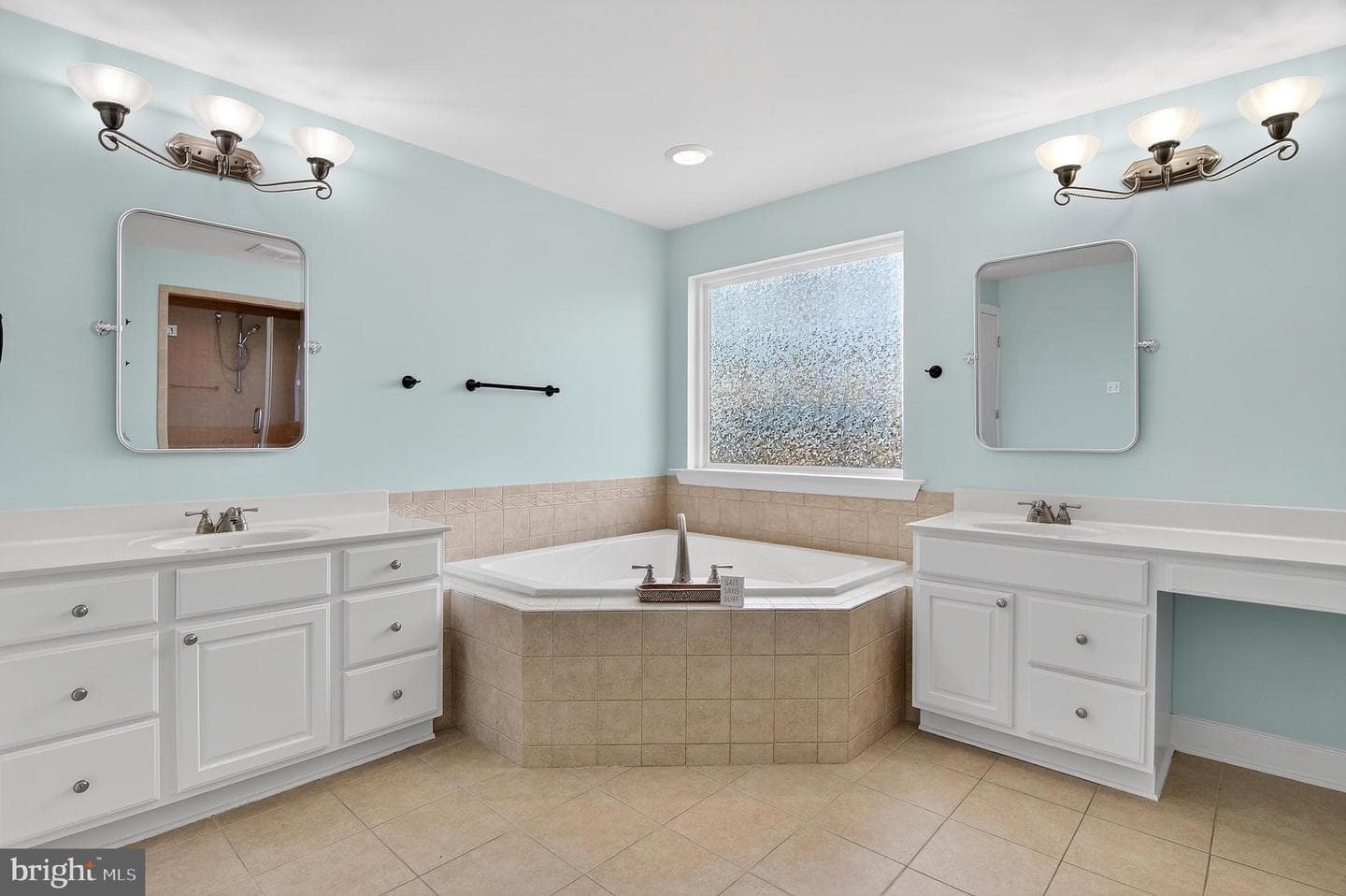 7110 Chesapeake Village Boulevard photo 19