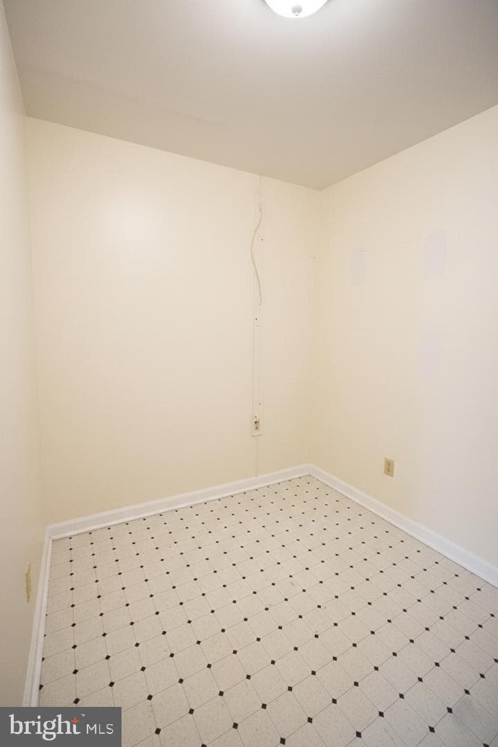 178 Thunderbird Drive photo 34