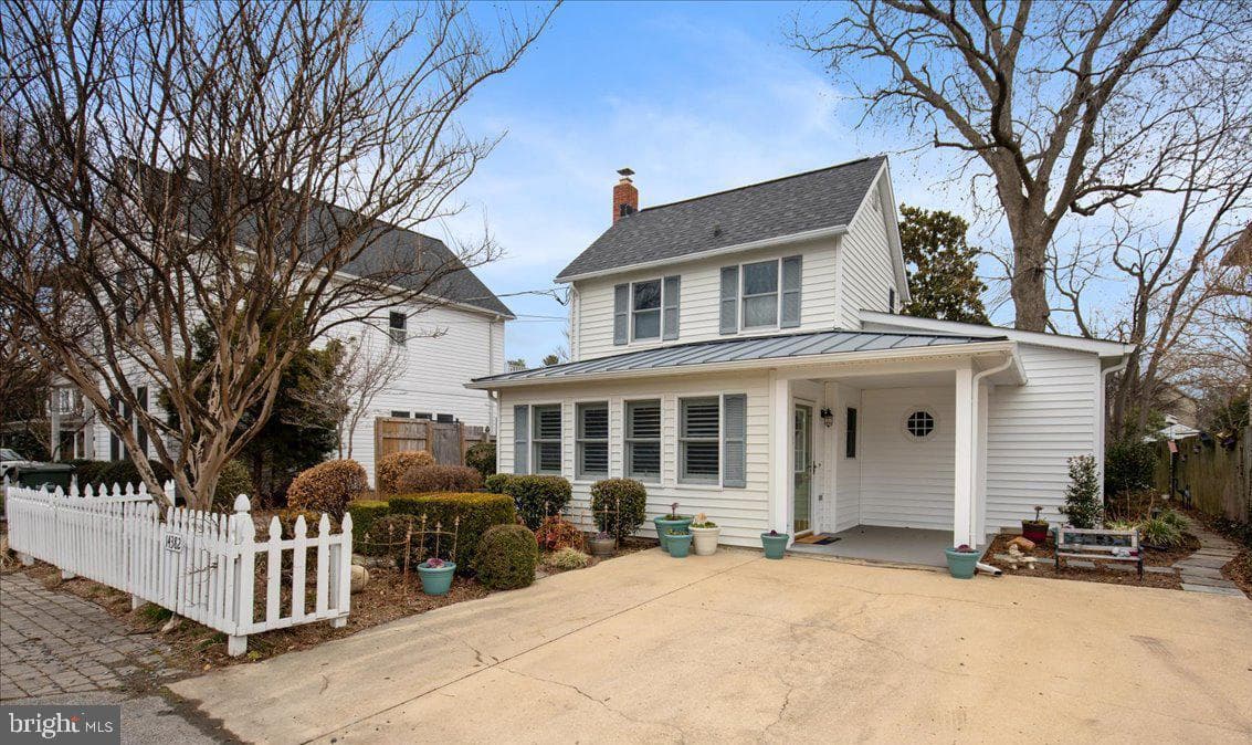 14382 Sedwick Avenue photo 5