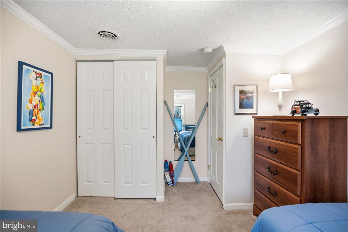 14382 Sedwick Avenue photo 54