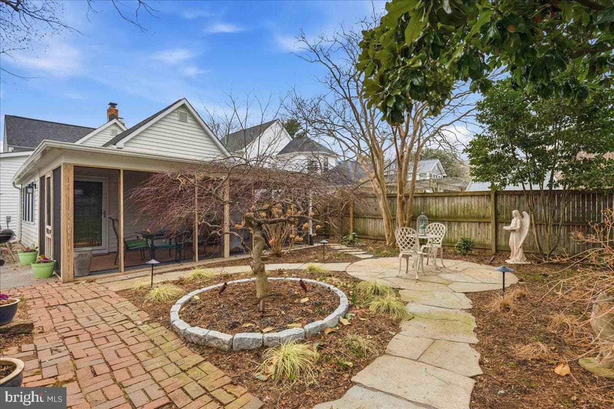 14382 Sedwick Avenue photo 63